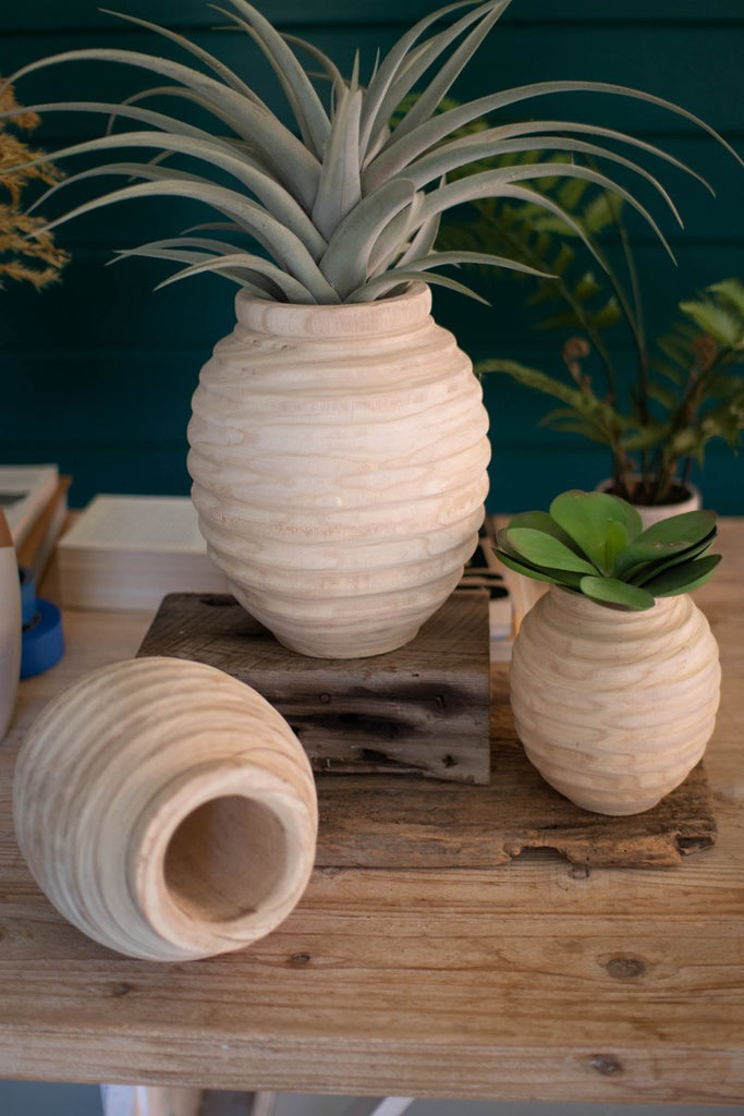 SET OF THREE NATURAL WOODEN GOURD POTS