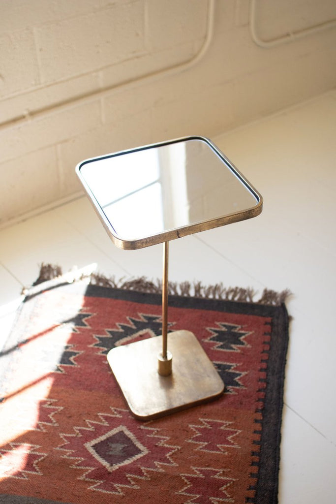 ACCENT COCKTAIL TABLE WITH MIRROR TOP