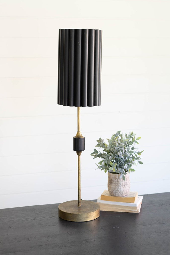 ANTIQUE GOLD TABLE LAMP WITH FLUTED BLACK METAL SHADE