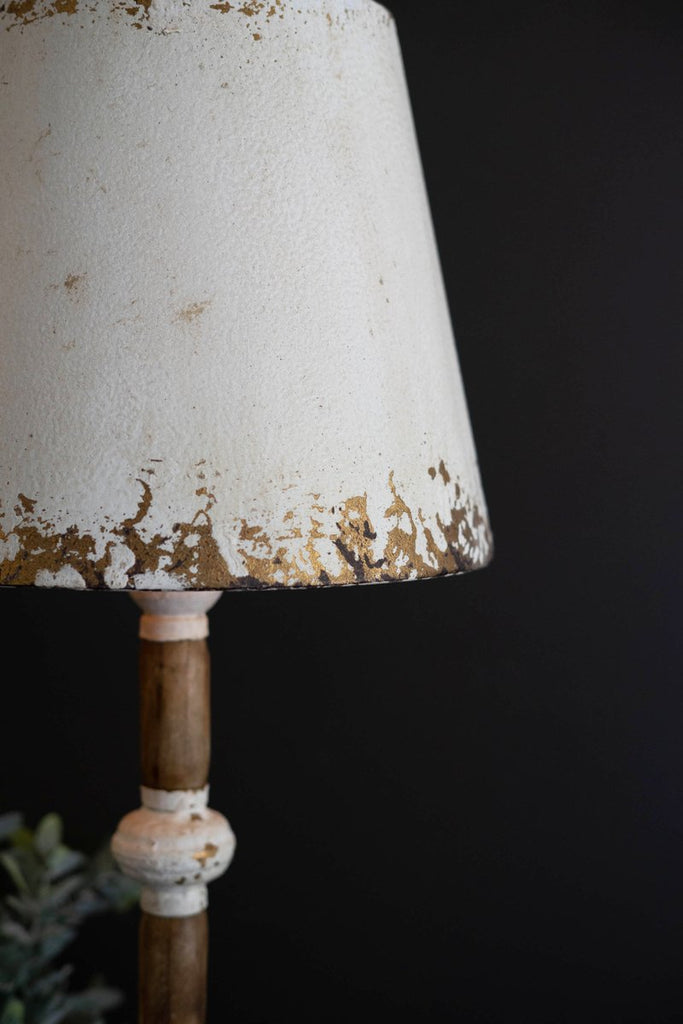 TABLE LAMP - ANTIQUE WHITE WITH WOOD SPINDLE