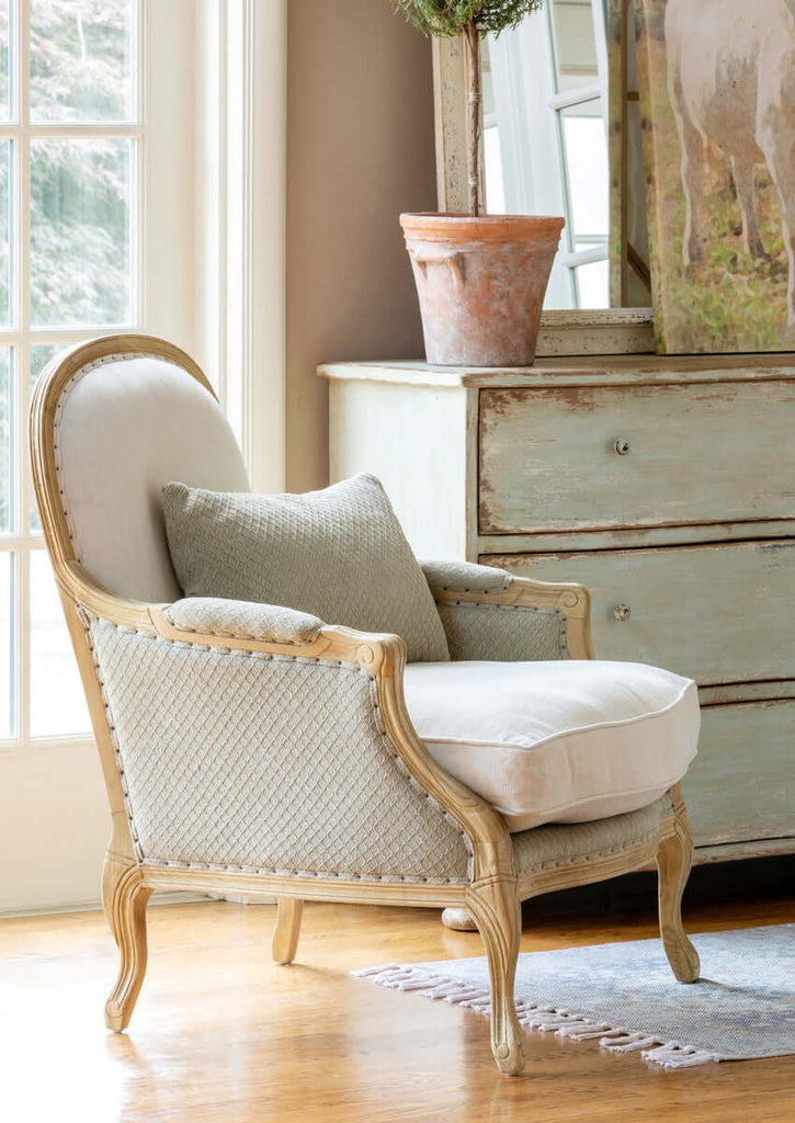 Upholstered Salon Chair